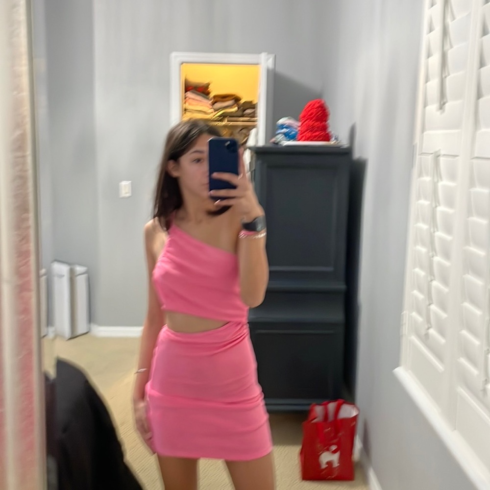 BRAND NEW WITH TAGS hot pink Shiwpo. Mini dress